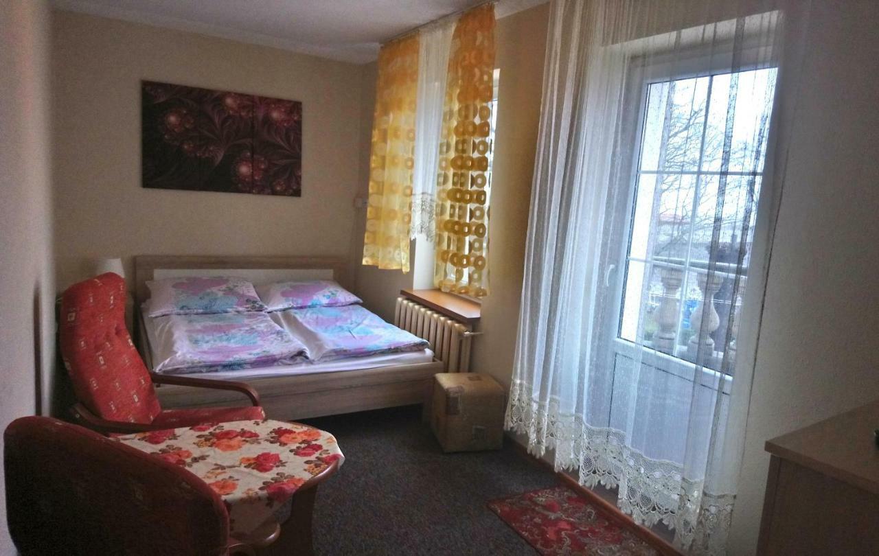 Pokoje Goscinne Straznica Jarosławiec Esterno foto