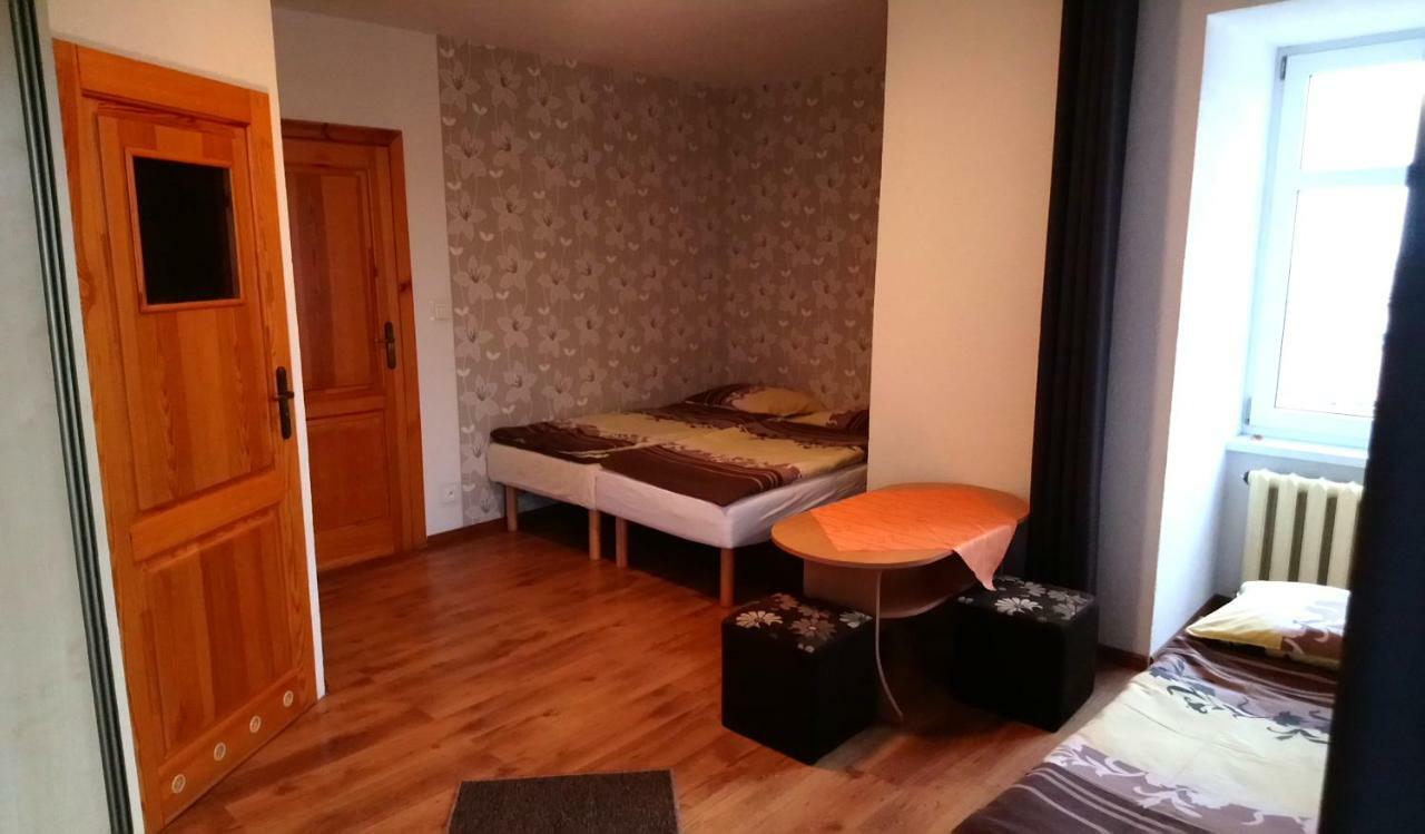 Pokoje Goscinne Straznica Jarosławiec Esterno foto